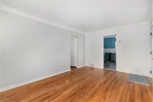 1725 Nichols Rd, Kalamazoo, MI 49006 - Photo 10