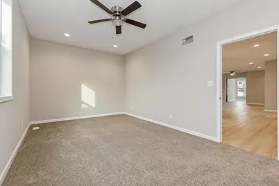 202 S Elm Street, Three Oaks, MI 49128 - Photo 10