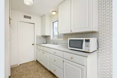 2545 Yost, Ann Arbor, MI 48104 - Photo 8