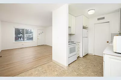 2545 Yost, Ann Arbor, MI 48104 - Photo 6