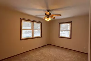1659 Chateau Dr SW, Wyoming, MI 49519 - Photo 12