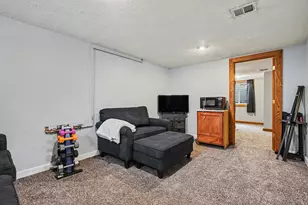 7644 Garden Ln, Portage, MI 49002 - Photo 14