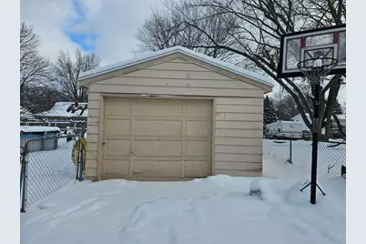 3820 Mallory Avenue SW, Wyoming, MI 49519 - Photo 2