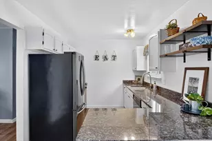 545 S Marie St, Westland, MI 48186 - Photo 14