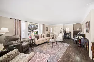 2175 Pioneer Dr, Jackson, MI 49201 - Photo 4