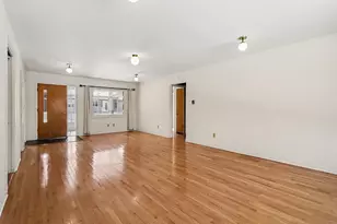 10827 N 12th St, Plainwell, MI 49080 - Photo 2