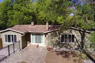978 Blue Heron Dr, Highland, MI 48357 - Photo 8
