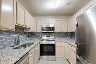 1866 Lindsay Ln, Ann Arbor, MI 48104 - Photo 6