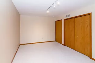 327 Cottonwood Ln, Saline, MI 48176 - Photo 22