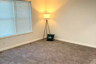 608 Jackson Ave, Muskegon, MI 49442 - Photo 12