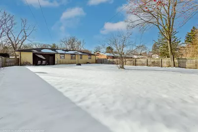 161 Eloise Drive, Benton Harbor, MI 49022 - Photo 10