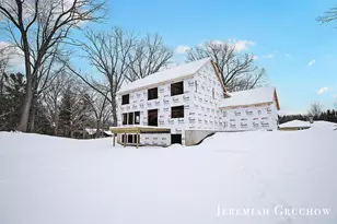 2389 Dunnigan Ave NE, Grand Rapids, MI 49525 - Photo 10