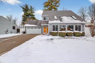 837 Tierra St SE, Kentwood, MI 49508 - Photo 4