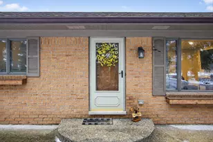 9765 McClements Rd, Brighton, MI 48114 - Photo 2
