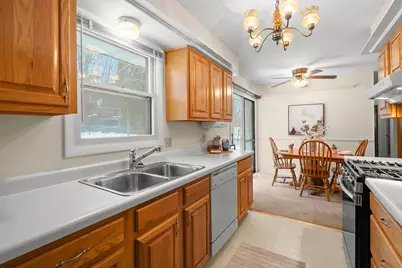 806 E 4th Street, Lawton, MI 49065 - Photo 12