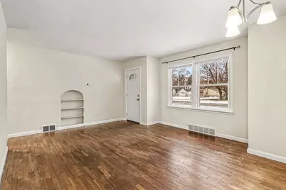 270 Helmar Court, Benton Harbor, MI 49022 - Photo 6