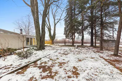 17 Sunset Hills Avenue NW, Grand Rapids, MI 49534 - Photo 38