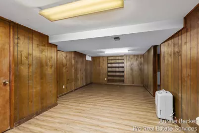 17 Sunset Hills Avenue NW, Grand Rapids, MI 49534 - Photo 34