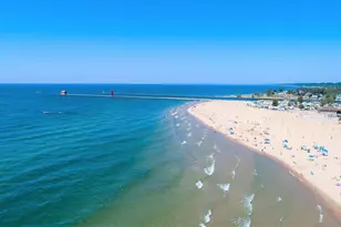 1159 S Harbor Dr, Grand Haven, MI 49417 - Photo 6