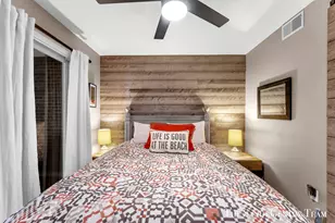 1159 S Harbor Dr, Grand Haven, MI 49417 - Photo 34