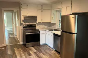 914 W Maumee St, Adrian, MI 49221 - Photo 8