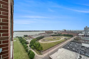 3320 Spinnaker Ln, Detroit, MI 48207 - Photo 10