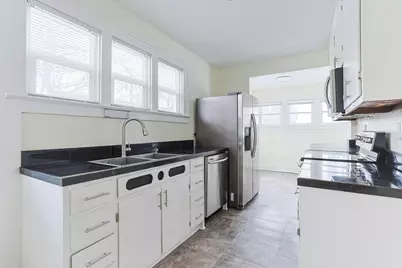 11 N Barrett Street, Niles, MI 49120 - Photo 10