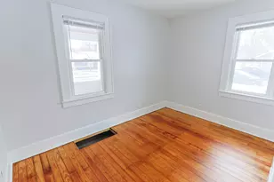 11 N Barrett St, Niles, MI 49120 - Photo 24