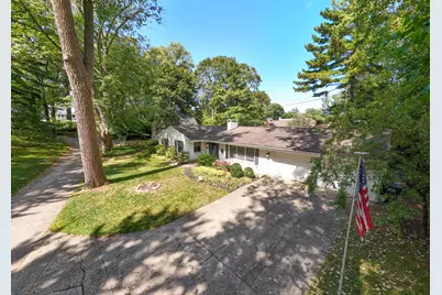 1066 Monroe Boulevard, South Haven, MI 49090 - Photo 2