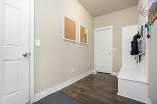 7656 Canyon Dr, Kalamazoo, MI 49009 - Photo 14