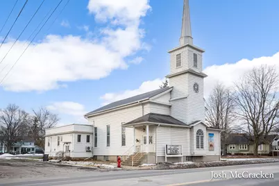 404 N Hudson Street SE, Lowell, MI 49331 - Photo 2