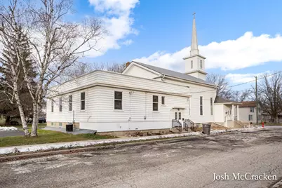 404 N Hudson Street SE, Lowell, MI 49331 - Photo 4