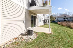 728 Cobblestone Way, Chelsea, MI 48118 - Photo 34