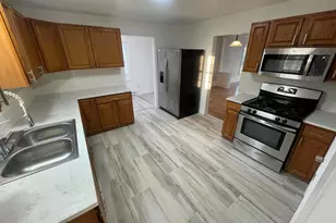 111 N Forbes St, Jackson, MI 49202 - Photo 2