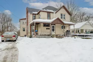 561 Heck Ct, Benton Harbor, MI 49022 - Photo 1