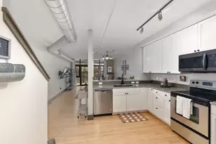 600 Broadway Ave NW, Grand Rapids, MI 49504 - Photo 12