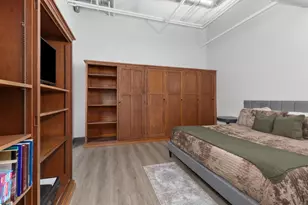 600 Broadway Ave NW, Grand Rapids, MI 49504 - Photo 24