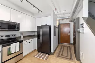 600 Broadway Ave NW, Grand Rapids, MI 49504 - Photo 8