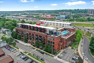 600 Broadway Ave NW, Grand Rapids, MI 49504 - Photo 52