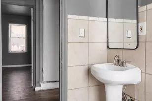 11801 Elmdale St, Detroit, MI 48213 - Photo 12