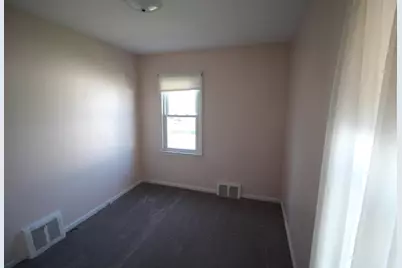 14383 Mercedes, Bedford, MI 48239 - Photo 4