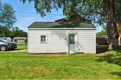 300 N Lenawee Street, Durand, MI 48429 - Photo 24