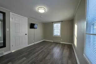 1837 E Stockbridge Ave, Kalamazoo, MI 49001 - Photo 12