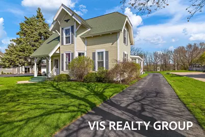 223 E Savidge Street, Spring Lake, MI 49456 - Photo 2