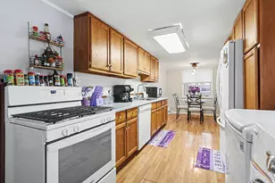 702 S Davis St, Vicksburg, MI 49097 - Photo 8