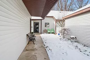 220 Christiana Dr, Niles, MI 49120 - Photo 2