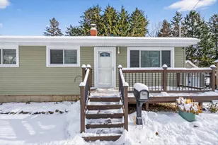 1105 S Eaton St, Albion, MI 49224 - Photo 4