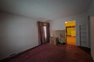 497 Montana Ave, Pontiac, MI 48341 - Photo 12