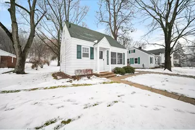 713 N Jefferson Street, Lowell, MI 49331 - Photo 1