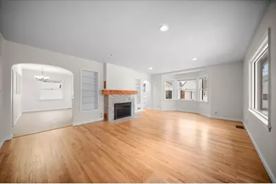 721 N Jefferson Street, Lowell, MI 49331 - Photo 4